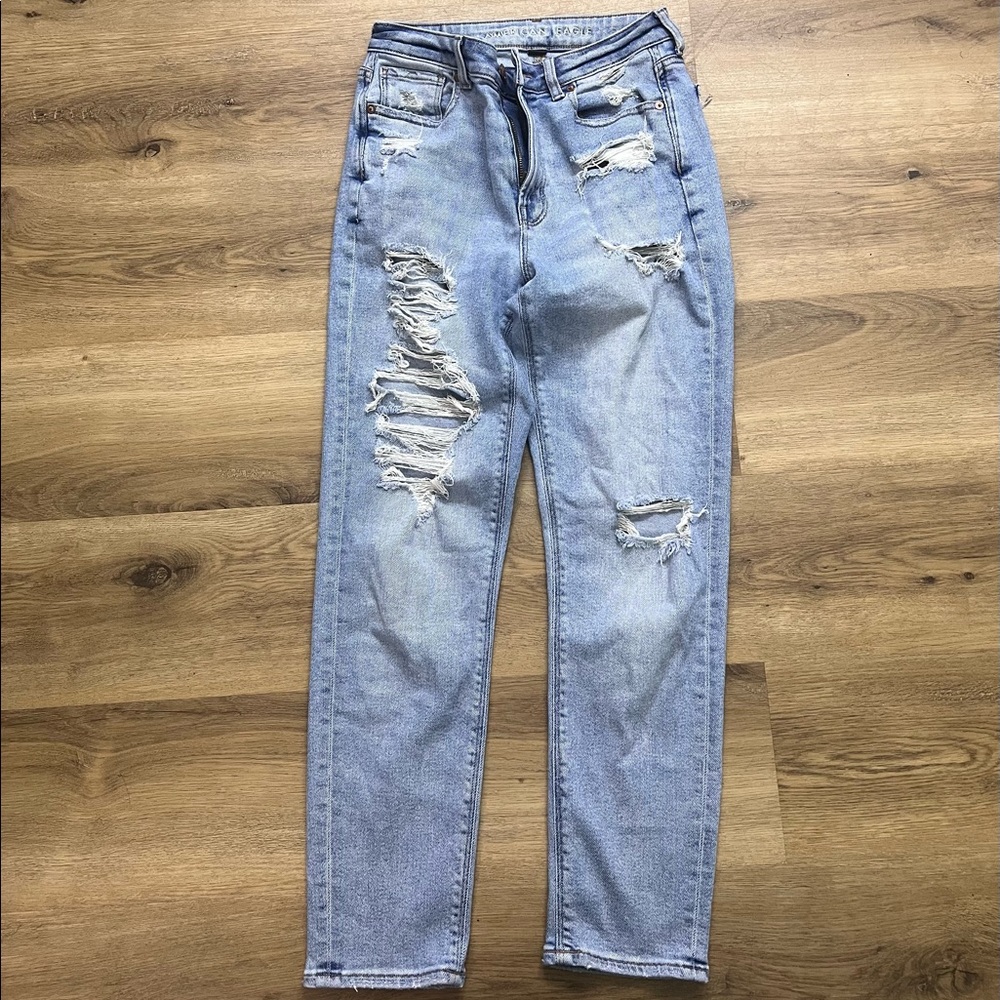 Size 2 American‎ eagle mom jeans high rise stretchy